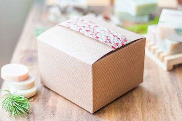 GIFT BOX